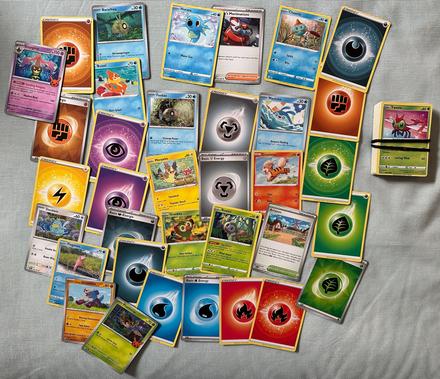 Originál pokémon karty za 10eur,