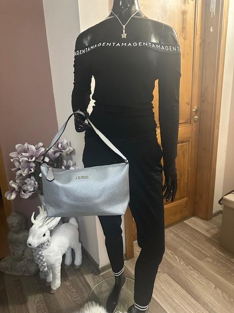 Strieborná kabelka 2v1 zn. guess originál, guess