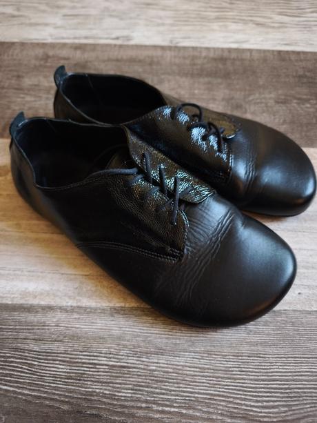 Čierne barefoot poltopánky shapen fleur 39, 39