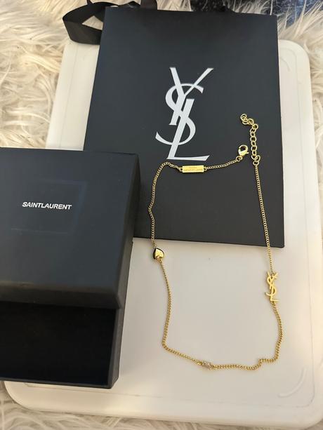 Novy nenoseny nahrdelnik na krk ysl, yves saint laurent