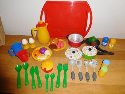 Detskýá riad do kuchyne 45 kusov,, 