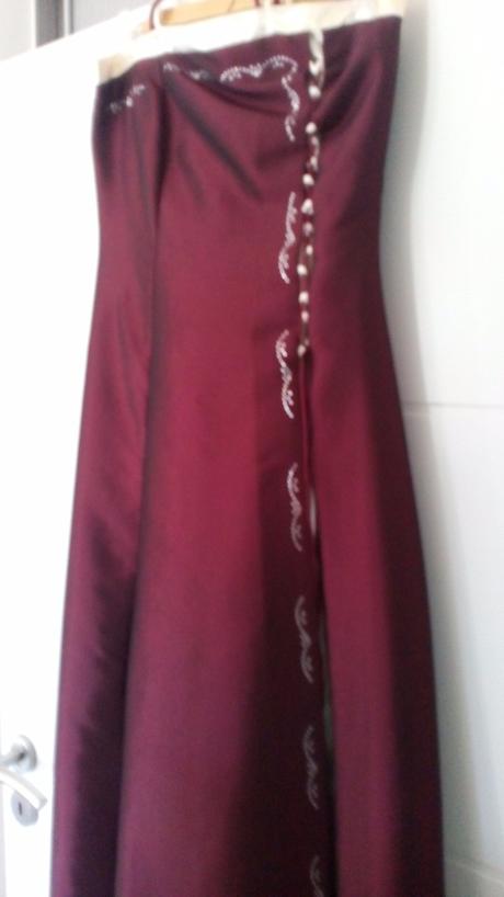 Krásne spoločenské šaty, 38