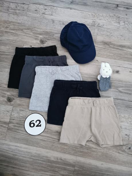 Šortky, kraťase a modrá šiltovka h&m, h&m,62