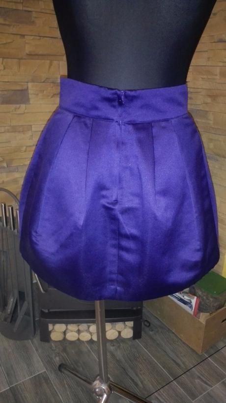 Fialová bolónová suknička, 38