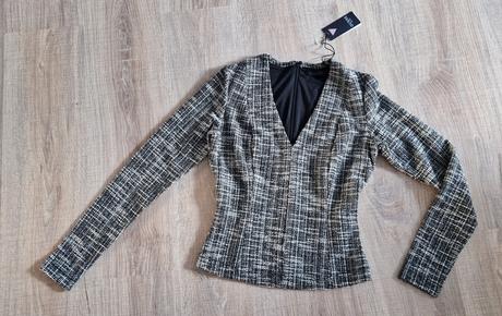 Čiernobiely top guess, guess,158 / xs