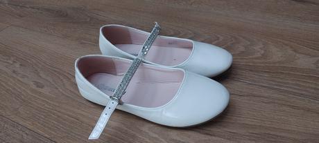 Lakovky, graceland,33