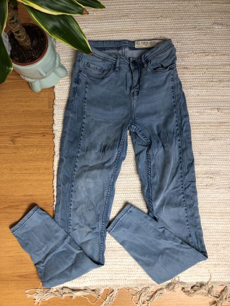 Modré nohavice, esmara,36