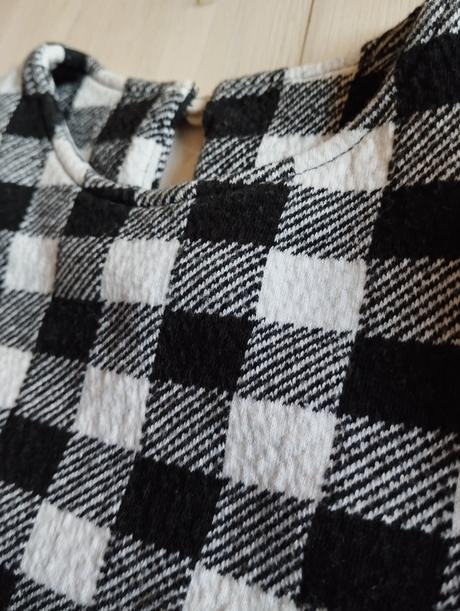 Teplé šaty, lupilu,86