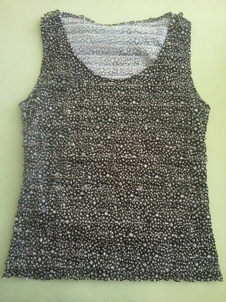 Dámsky top w linie, s