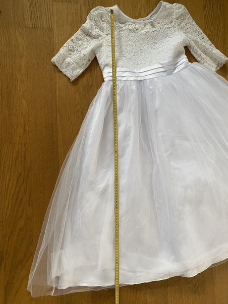 Šaty na prvé sväté prijímanie, 152