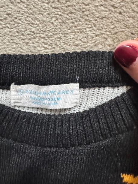 Vianocny svetrik, primark,122