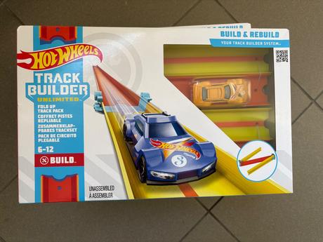 Hot wheels track builder sady, dráhy, spojky, 