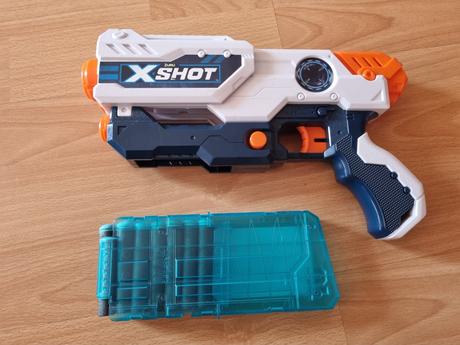 Detské pištole xshot na penové náboje,