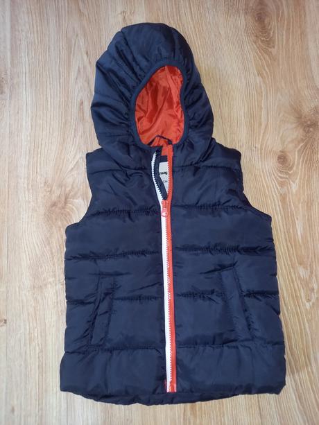 Chlapčenská prechodná vesta 98, sinsay,98
