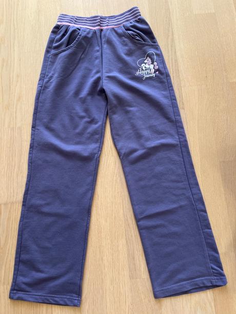 Dievčenské tepláky, 128