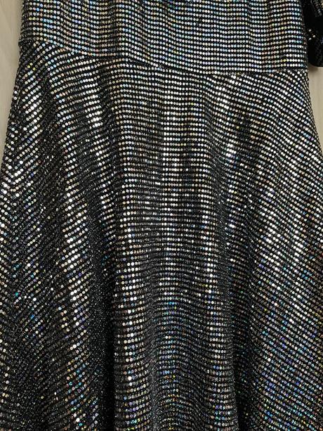 Ligotave saty, zara,152