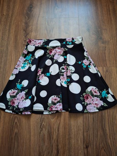 Krátka sukňa xs, xs