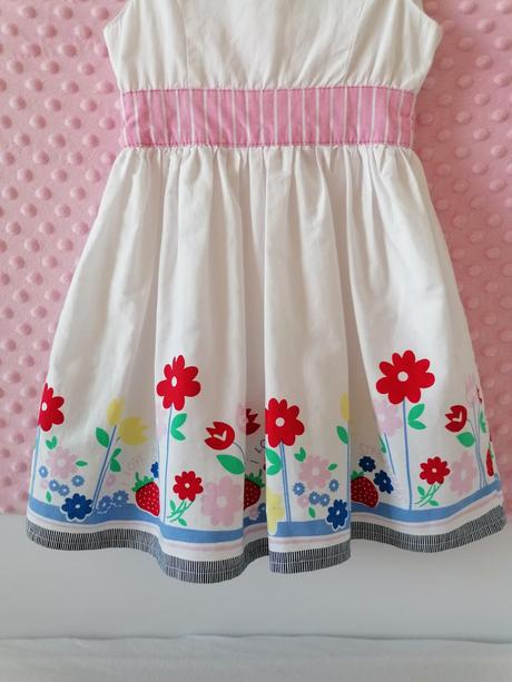 Saty s kvetmi a spodnickou, early days,86