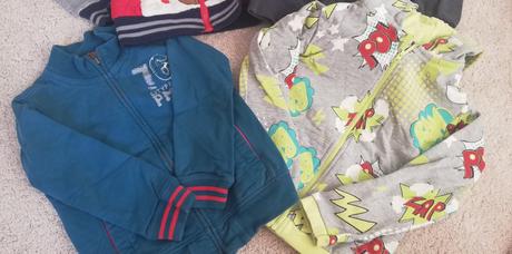 Balicek 4 + 1 mikina na 3-4 roky (vel. 104), 104