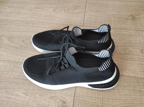 Chlapčenské, pánske športové topánky, 41