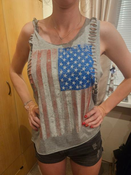 Šedé tričko na cvičenie z usa, s