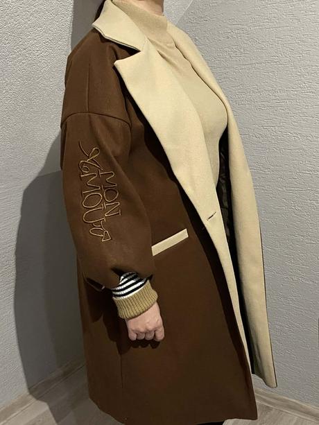 Prechodný kabát, piazza italia