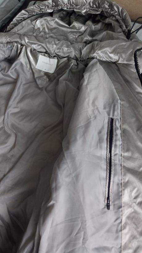 Strieborná matná bunda s kapucňou, m