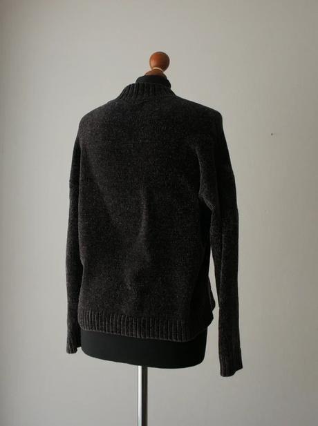 Zamatový/žinylkový rolákový sveter zn.fb sister, xs