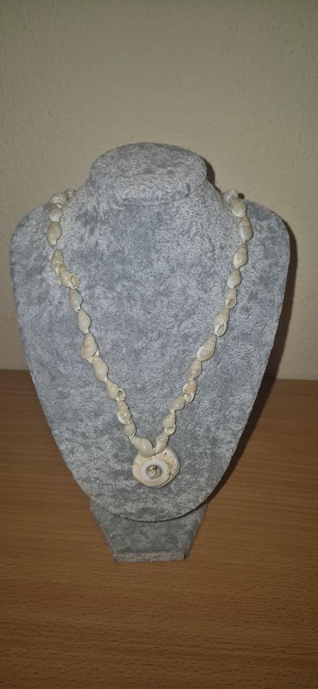 Náhrdelník z mušlí, 