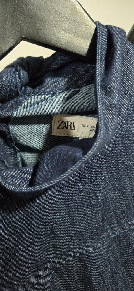 Riflové šaty zara, zara