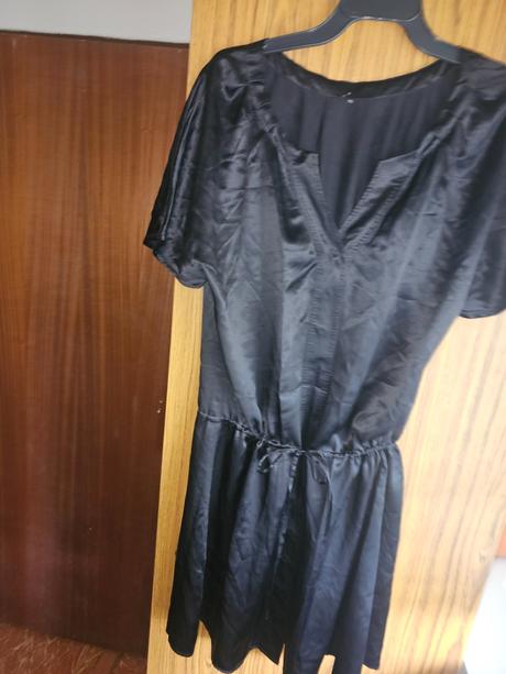 Saty zo 100 percent  hodváb pc 150 eur, xl