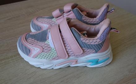 Tenisky textilné, 33