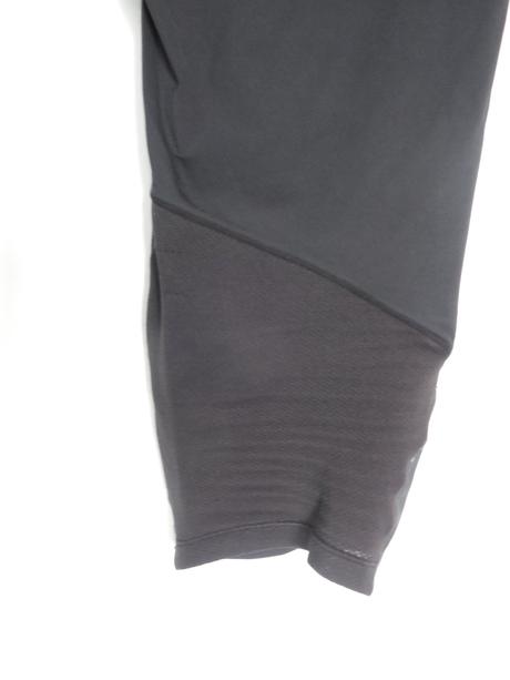 Čierne trojštvrťové legíny, asics,m