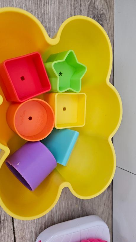 Fisherprice hracky vkladacky, 