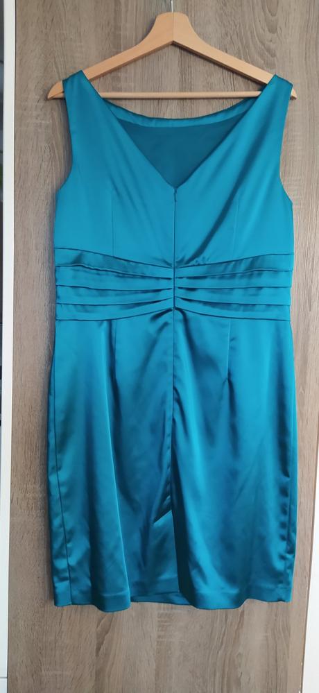 Elegantné šaty, 42