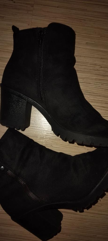 Čierne kotníkové čižmy, 38