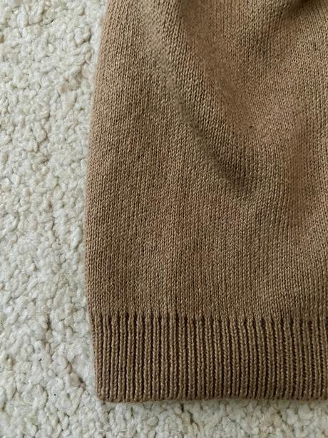 Tenšia čiapka s brmbolcom, 