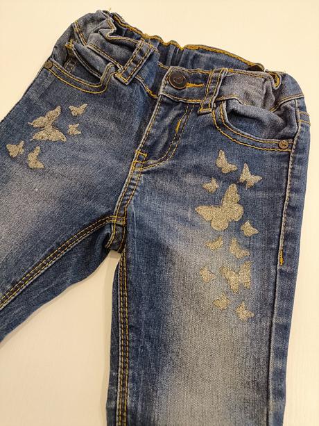 Rifle s trblietavými motýlikmi s nastaviteľným pás, dopodopo,98