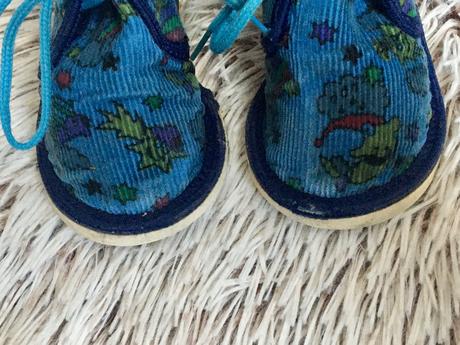 Papučky vesmír v.19- vd 12-12,5, 19