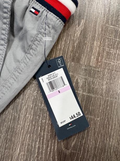 Tommy hilfiger chlapcenske kratasy na 6 rokov, tommy hilfiger,116