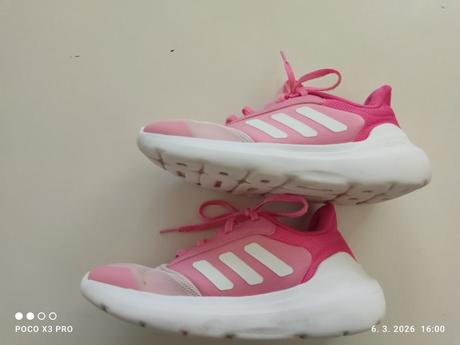 Tenisky, adidas,37