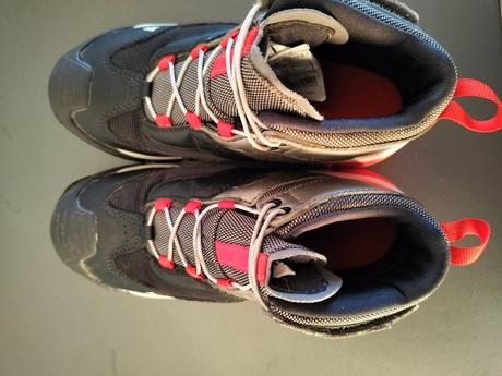 Outdoor nepremokavé topanky, quechua,31