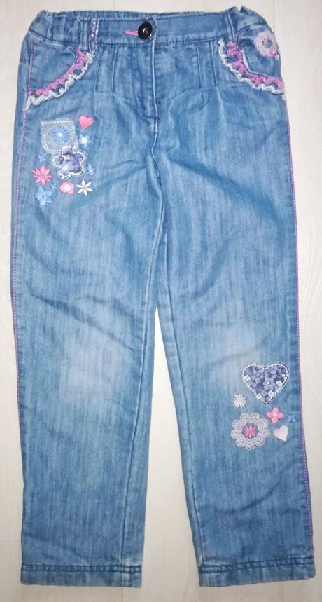 Rifle s vyšivanymi aplikaciami, f&f,122