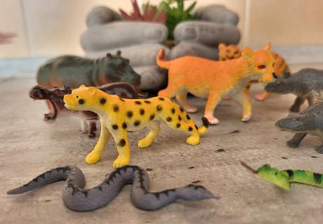 Safari - menšia a stredná veľkosť, 