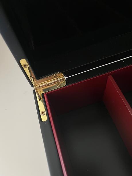 Drevená ozdobná krabica, 