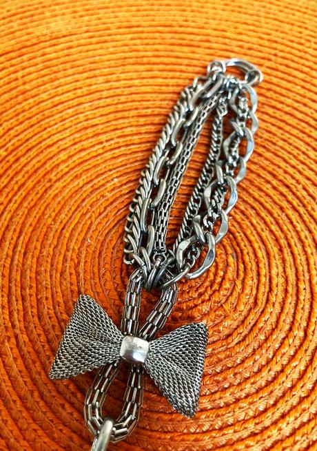 Kovový prívesok na kľúče,