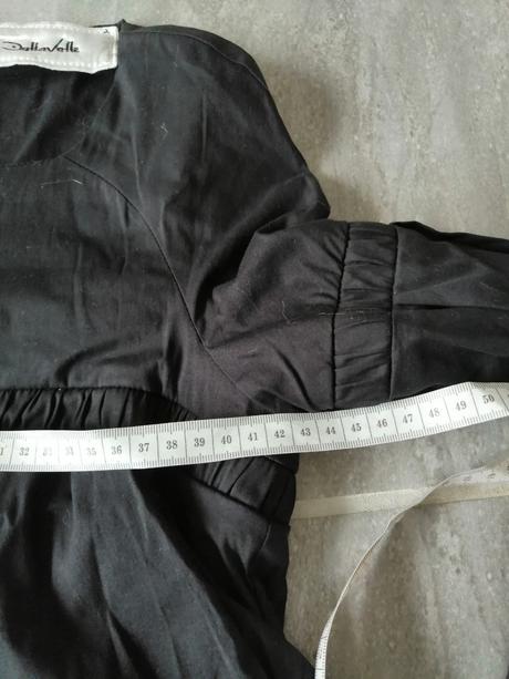 Dizajnérske čierne šaty danieladallavalle, vs, s