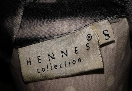 Sivočierne elastické šaty hennes veľ. s, s