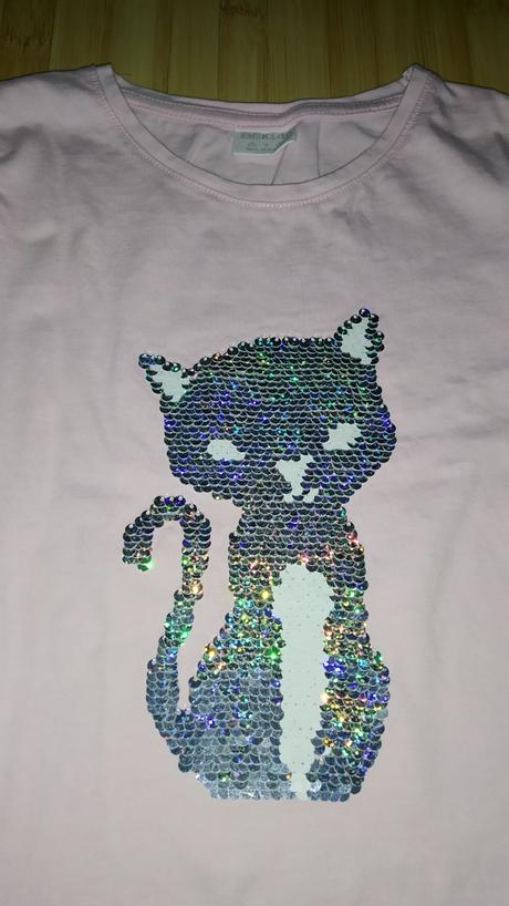 Tričko s meniacou cicou, f&f,134