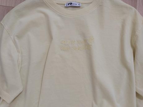 Skratené tričko fb sister, s